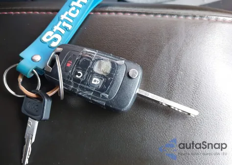 2015 Chevrolet Equinox 1Lt из США, поврежденный, VIN 2GNFLBE39F6433551